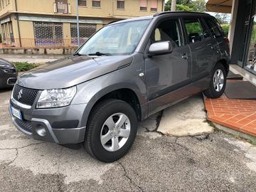 Suzuki Grand Vitara 1.9 DDiS 5 porte gancio traino