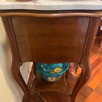 Originale coppia di comodini inglesi