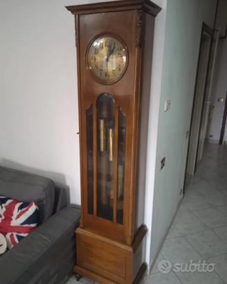 orologio a pendolo da terra anni 90