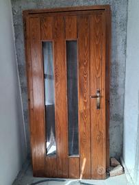 Portoncino da esterno in legno