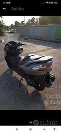 Scuter Burgan 400 lux abs