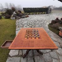 Tavolo in legno da scacchi
