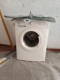 lavatrice e refrigeratore congelatore 