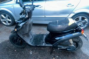 Scooter italjet 50cc a 400