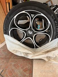 Cerchi Stelvio quadrifoglio