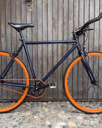 BICICLETTA SCATTO FISSO o RUOTA LIBERA