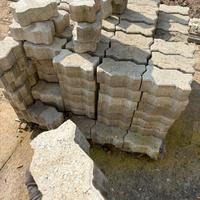 Mattoni AUTOBLOCCANTI