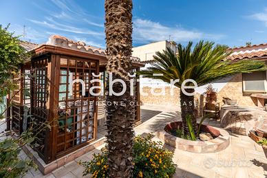 Villa indipendente con cortile