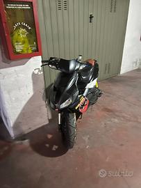 Aprilia sr factory 2010