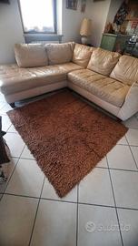 Divano ad angolo in pelle