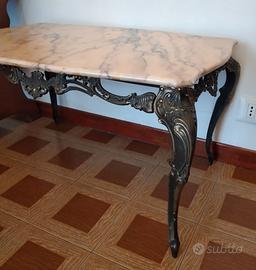 Tavolino con piano in marmo 