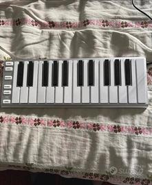 Tastiera controller MIDI Esi XKey (senza scatola)