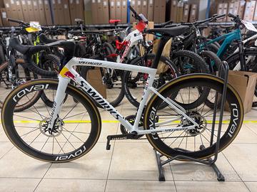 S-Works Tarmac SL8 LTD-Redbull-Bora hansgrohe “54”