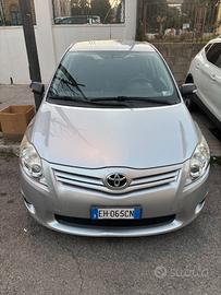 TOYOTA Auris 2ª serie - 2011