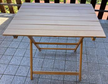 Tavolino pieghevole in legno da giardino 80 x 60