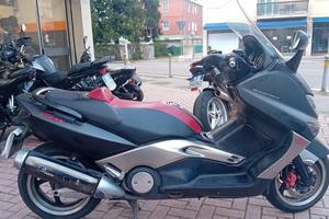 Yamaha T Max - 2006