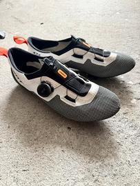 Scarpe DMT