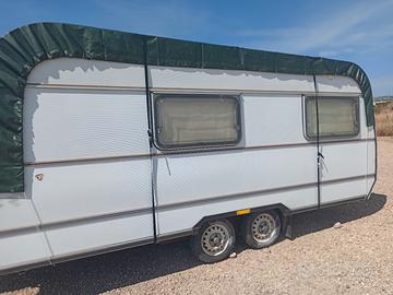 roulotte Laika 490