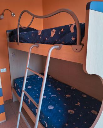 Letto a castello praticamente nuovo