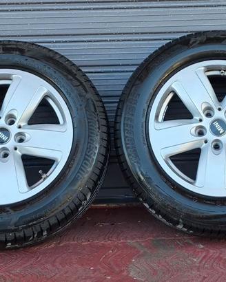 Cerchi e gomme Mini Countryman