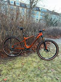 KTM macina scarp sx exsonic