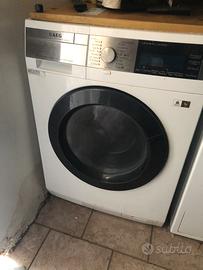Lavasciuga a pompa di calore AEG A+++ 9kg 1600giri