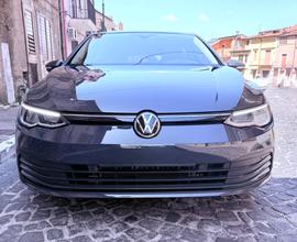 Volkswagen Golf 8 1.0 etsi evo Life 110cv dsg