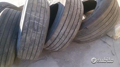 4 gomme autocarro 385 55 22.5 Hankook