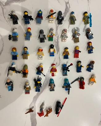 LEGO FIGURINE