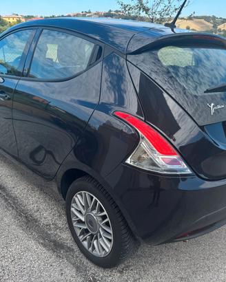LANCIA Ypsilon 1.0 FireFly 5 porte Hybrid Ecochic