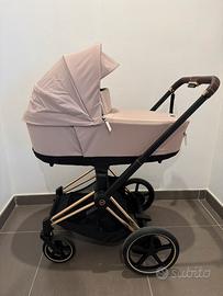 Passeggino Trio CYBEX e-Priam