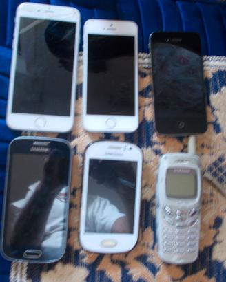 set di cellulari usati e  vintage