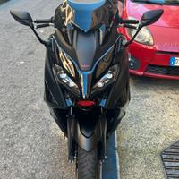 Yamaha Tmax 560 