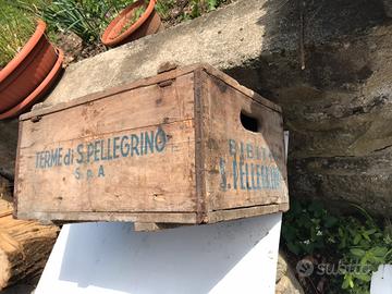 San Pellegrino terme cassetta legno vintage