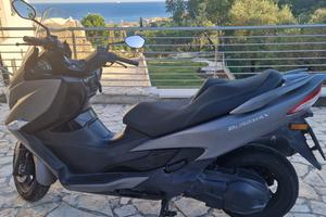 Scooter Suzuki Burgman 400