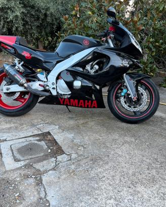R6 del 2000