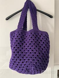 Borsa realizzata ad uncinetto, colore viola,nuova