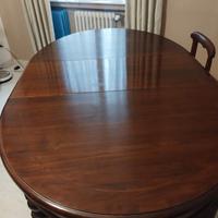 Tavolo in stile classico legno massello