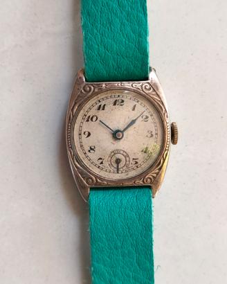 Coppia di orologi anni '20 carica manuale