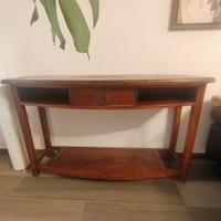 Mobile per ingresso in legno. 