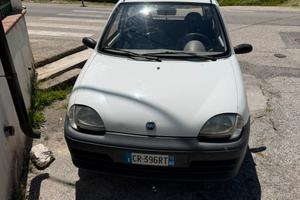 Fiat 600 2004