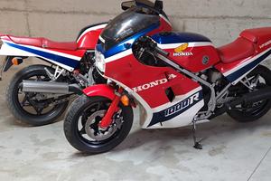 Honda VF1000R 1985

