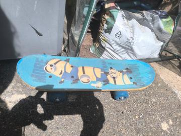 SKATEBOARD 
