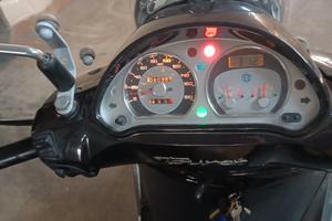 Beverly tourer 300i.e