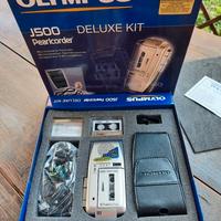 Registratore con 2 microcassette