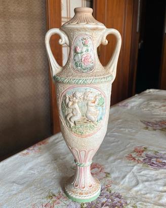 Anfora decorativa in gesso