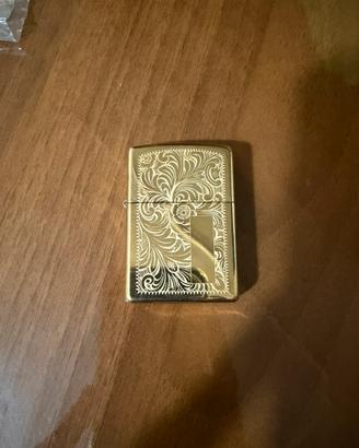 Zippo venetian