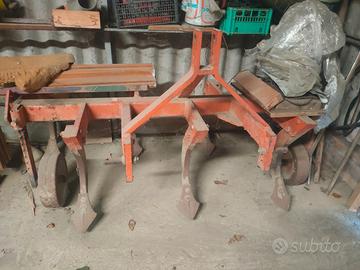 Coltivatore interfilare/estirpatore/erpice