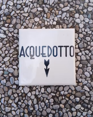 piastrella vintage acquedotto 