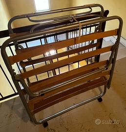 Letto pieghevole con materasso